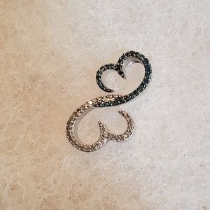 Kay Jewelers Open Heart pendant